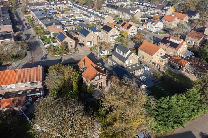 Foto 39 van Bickerstraat 46