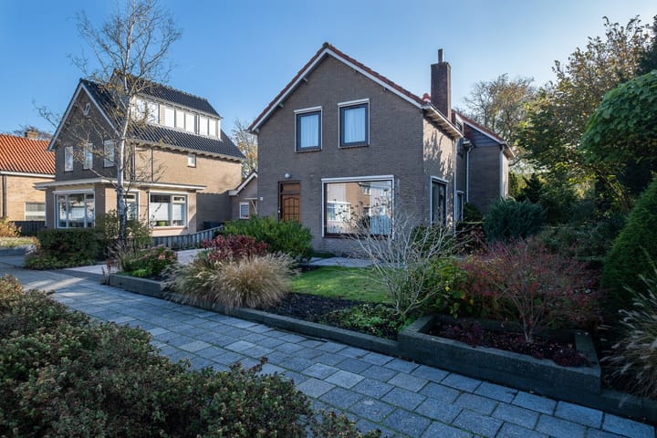 Foto 44 van Bickerstraat 46