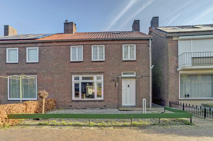 Foto 33 van St Odulphusstraat 6