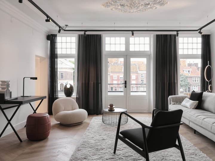 Photo 1 of Thorbeckegracht 68-A