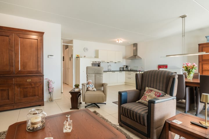 Foto 9 van Van Haestrechtstraat 4-05