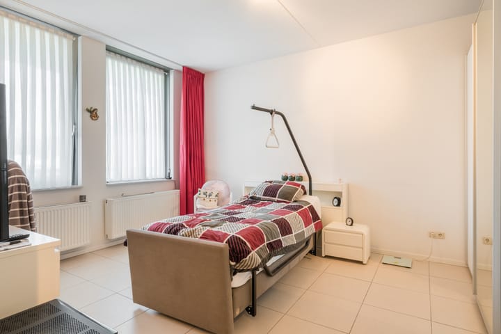 Foto 11 van Van Haestrechtstraat 4-05