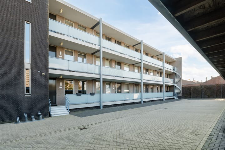 Foto 19 van Van Haestrechtstraat 4-05