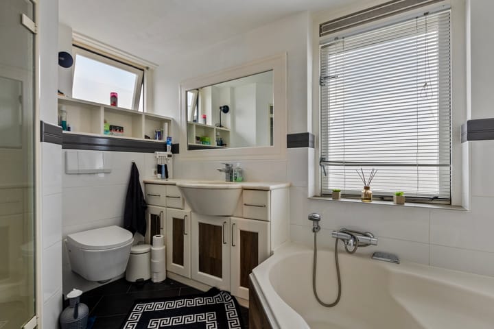 Foto 24 van Makkesstraat 10