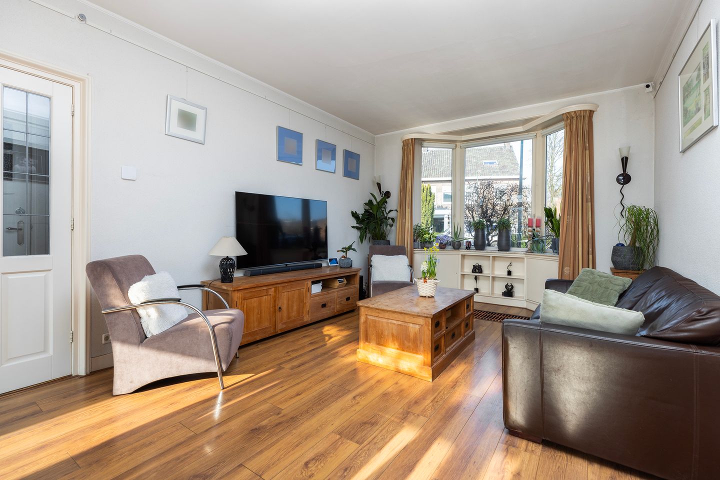 Foto 10 van Burgemeester de Bordesplein 16