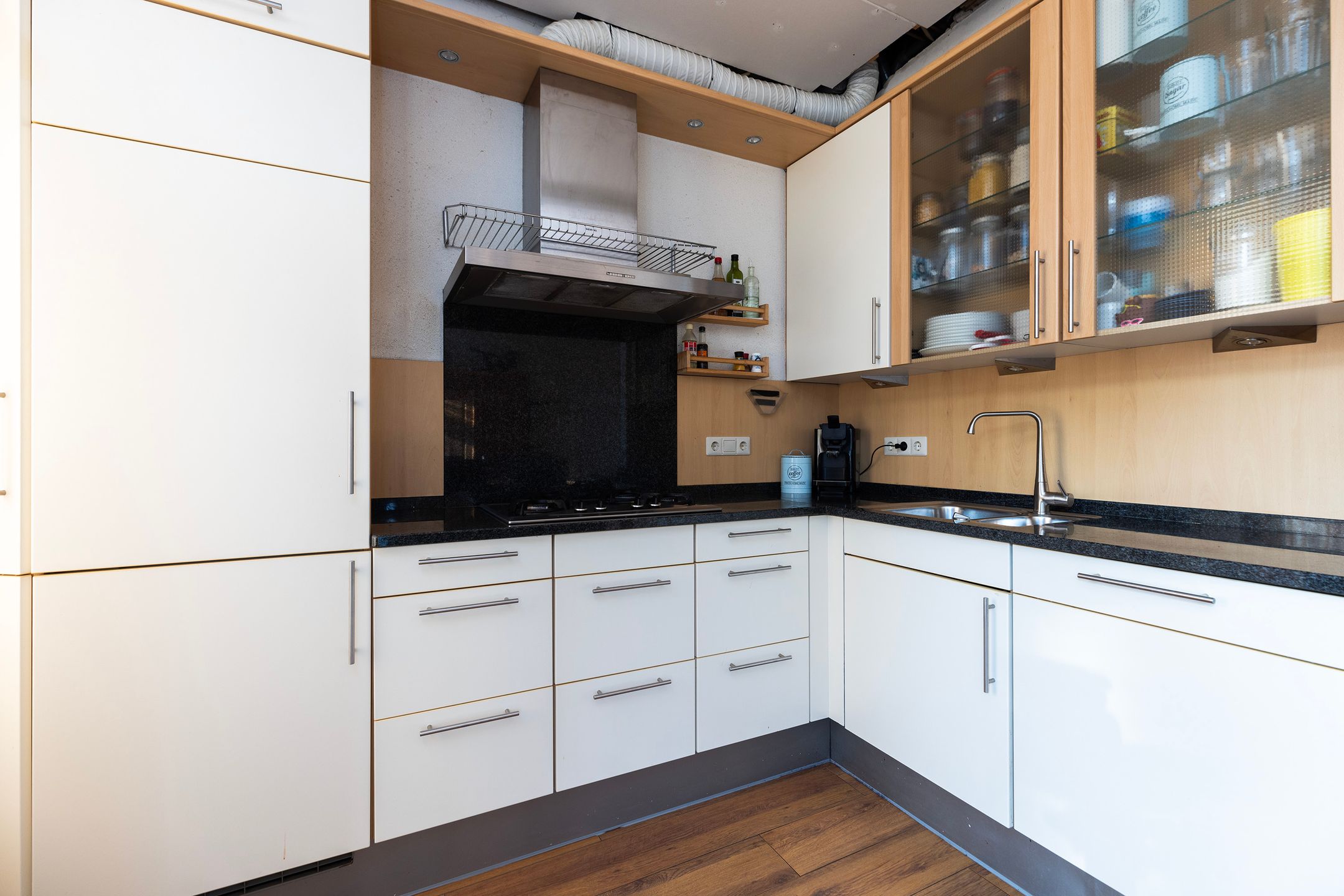 Foto 15 van Burgemeester de Bordesplein 16