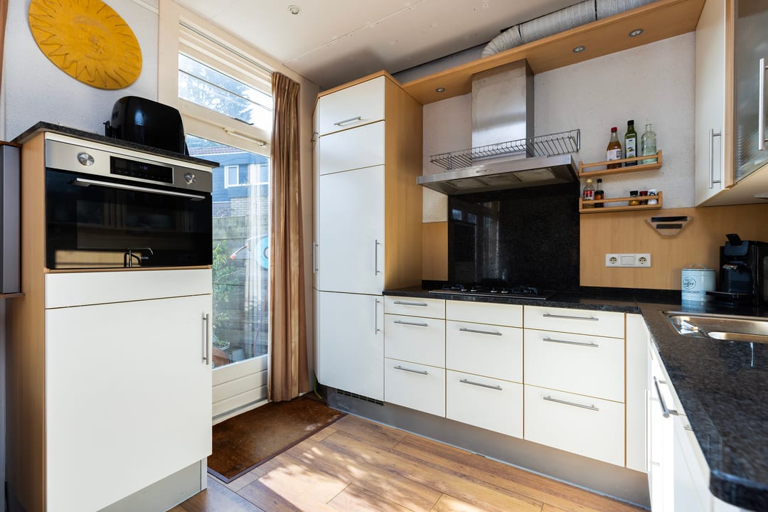 Foto 16 van Burgemeester de Bordesplein 16