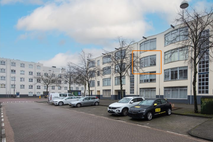 Foto 31 van Charlotte Brontéstraat 174