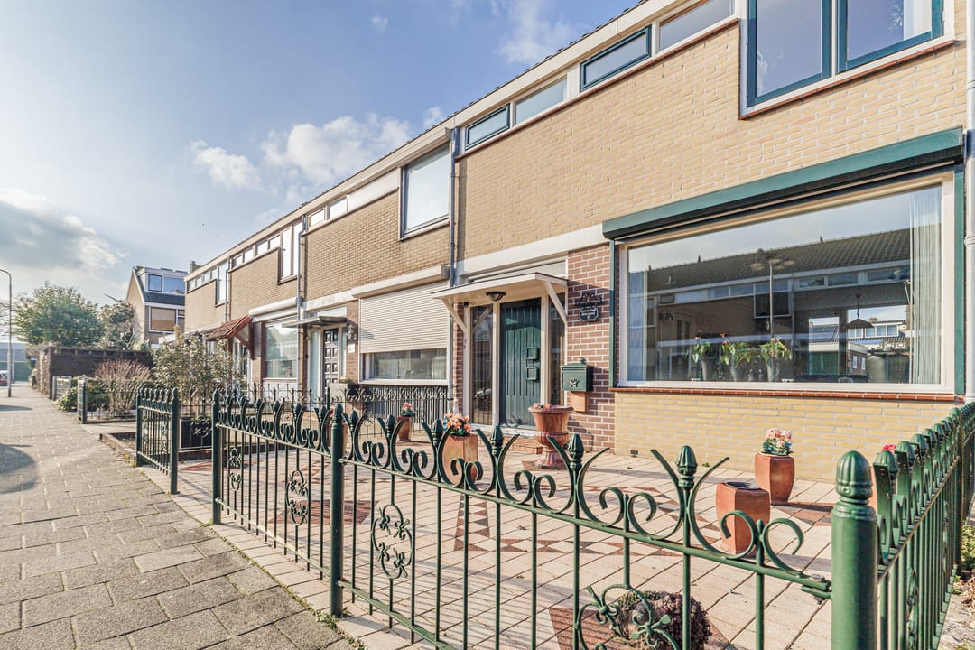 Foto 31 van Bernhardstraat 9