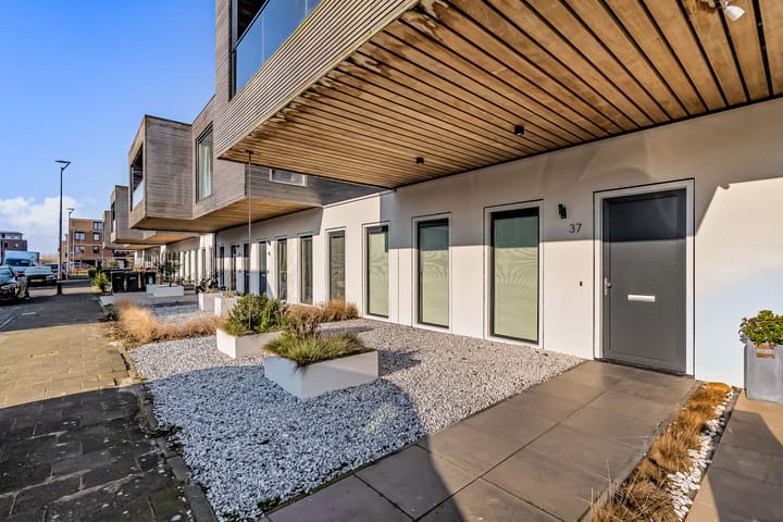 Foto 8 van Erik de Rodestraat 37