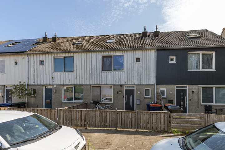 J.A. Brinkmanstraat 18