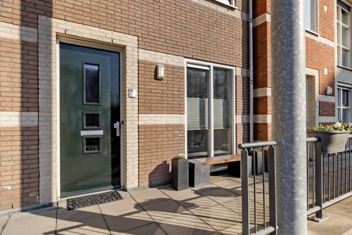 Foto 5 van Kanaalboulevard 58