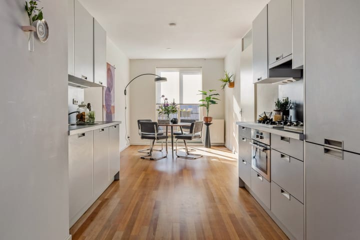 Foto 12 van Kanaalboulevard 58