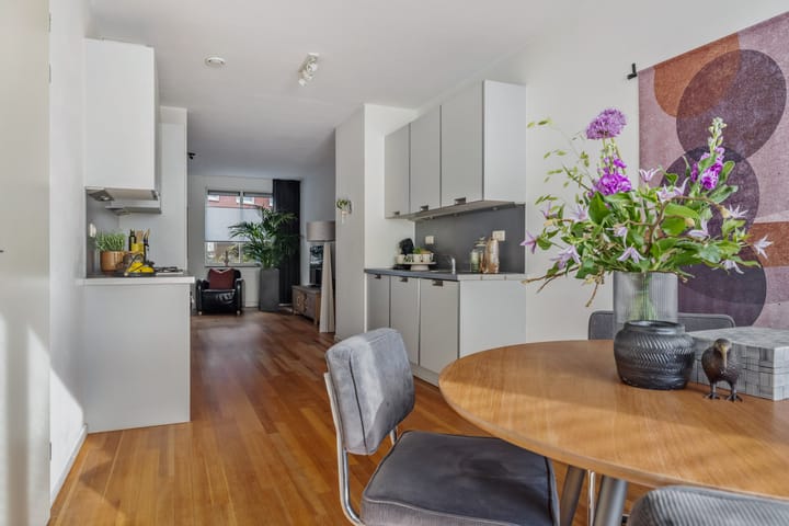 Foto 16 van Kanaalboulevard 58