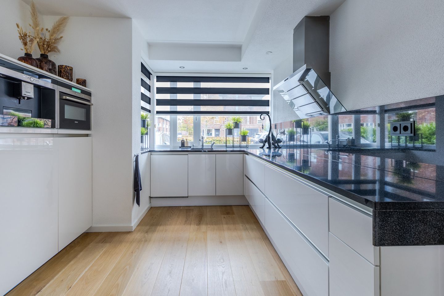 Foto 4 van Tegelzetter 33