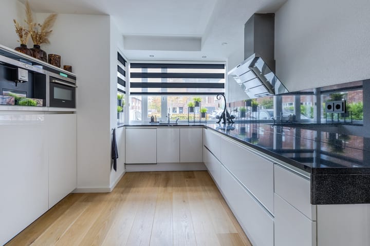 Foto 4 van Tegelzetter 33