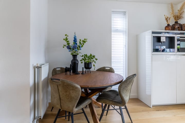 Foto 12 van Tegelzetter 33