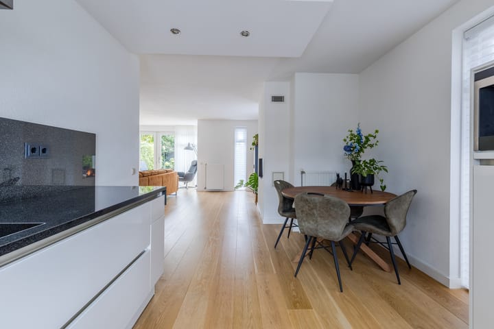 Foto 13 van Tegelzetter 33