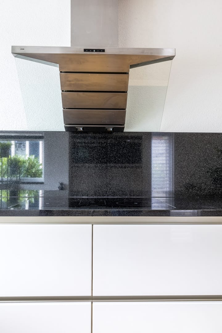 Foto 16 van Tegelzetter 33