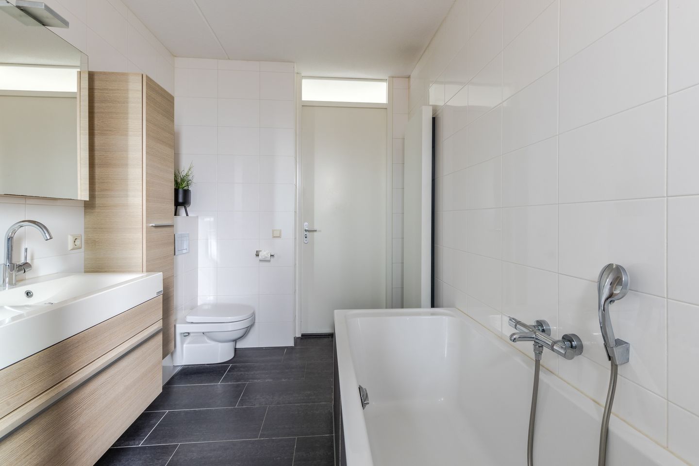 Foto 29 van Tegelzetter 33