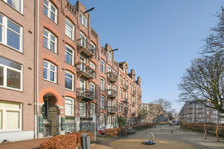 Foto 18 van Eerste Atjehstraat 75-B