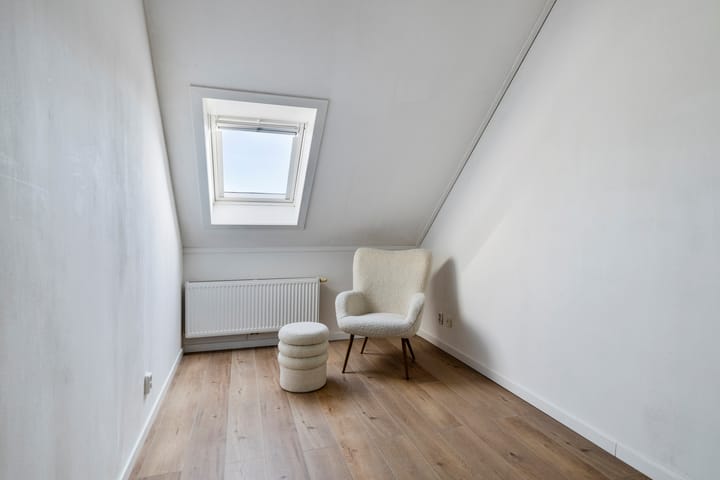 Foto 23 van Albert van Damstraat 27