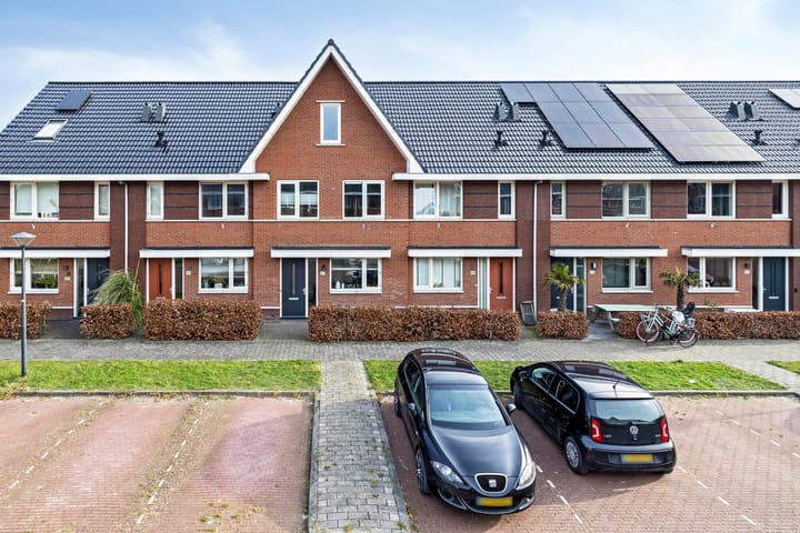 Foto 30 van Albert van Damstraat 27