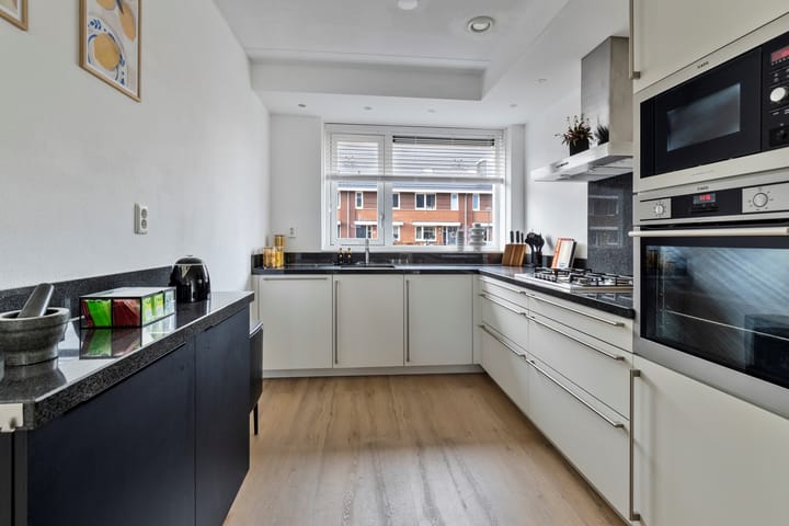 Foto 3 van Albert van Damstraat 27