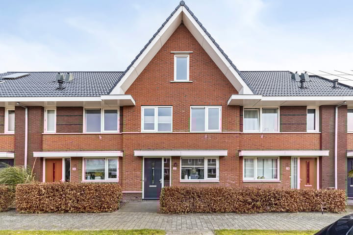 Foto 1 van Albert van Damstraat 27