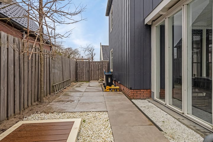 Foto 31 van Zuideinde 79-E