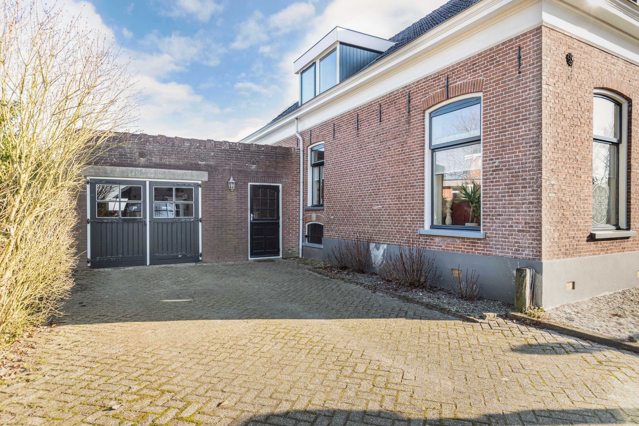 Photo 57 of Van Eysingaleane 6