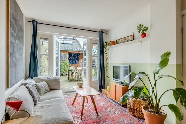 Foto 2 van Merwedestraat 12-A