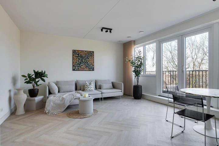 Foto 1 van Bernhardlaan 67