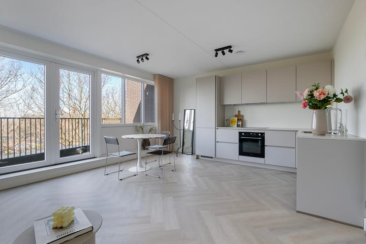 Foto 3 van Bernhardlaan 67