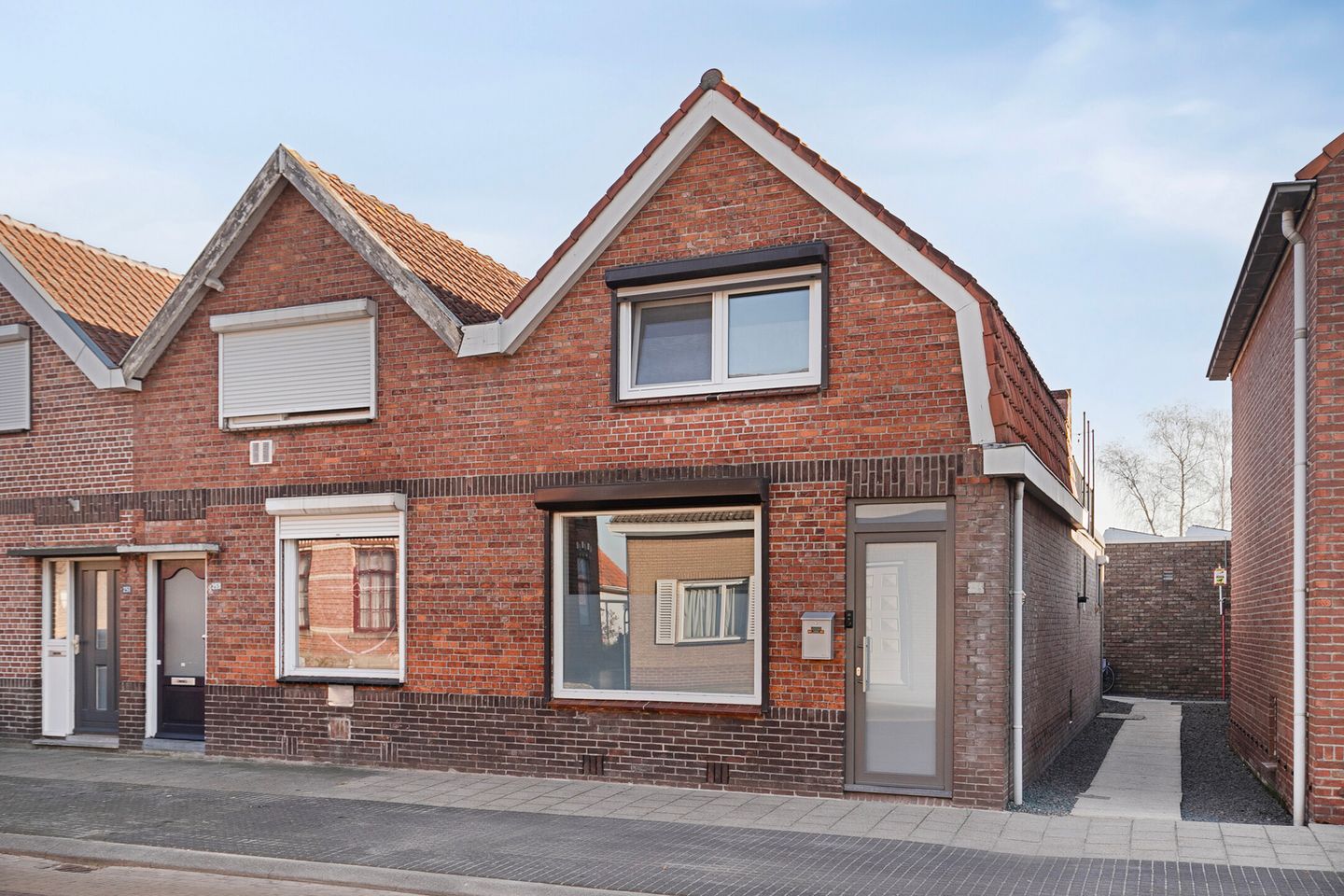 Foto 1 van 's-Gravenstraat 255