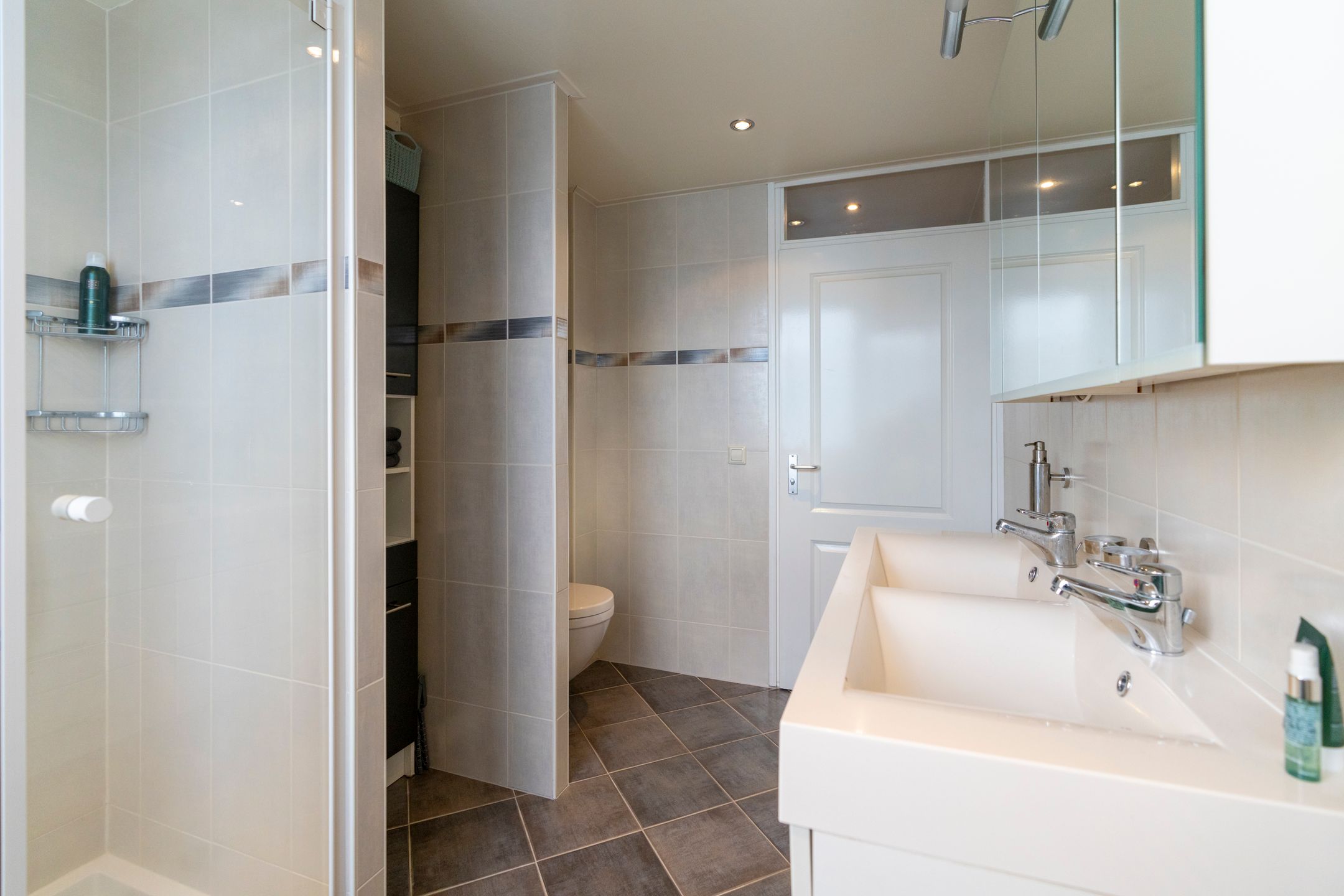 Photo 42 of Emmalaan 10