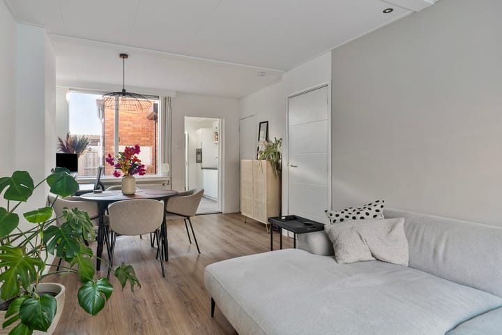 Foto 9 van 's-Gravenstraat 255