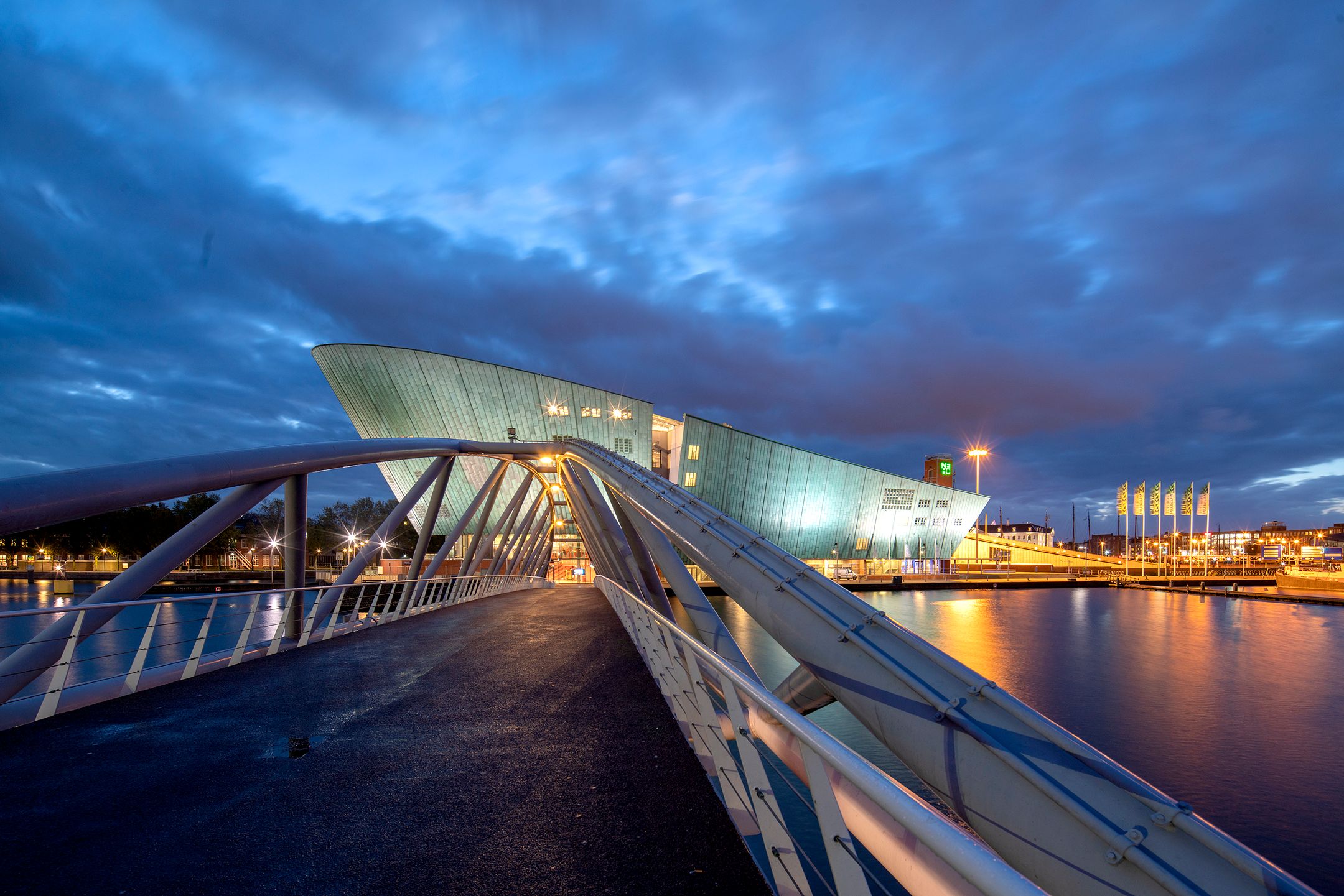 Foto 24 van Willem Frederik Hermansstraat 63