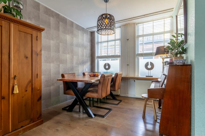 Foto 4 van Emmastraat 86