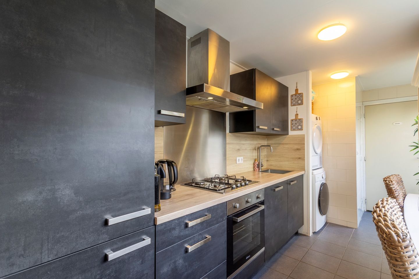 Foto 10 van Emmastraat 86