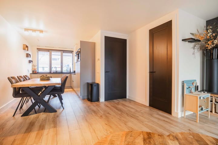 Foto 11 van Irenestraat 37-A