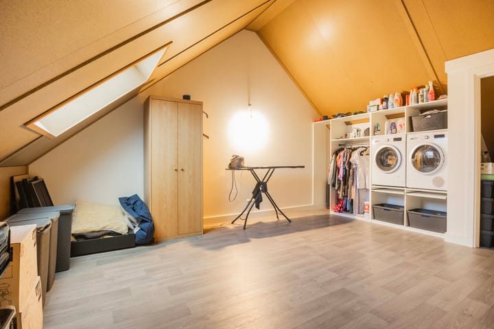 Foto 27 van Irenestraat 37-A