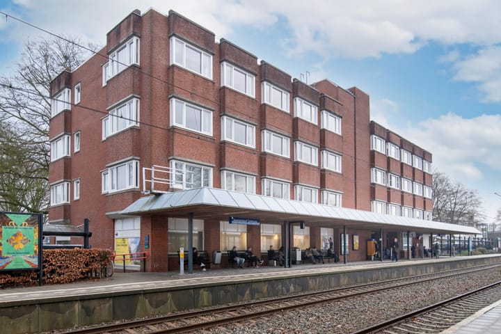 Photo 3 of Stationsplein 8-A