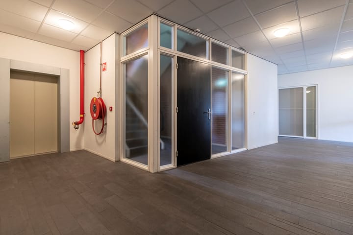 Photo 5 of Stationsplein 8-A