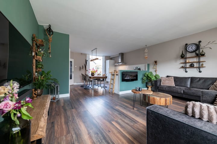 Foto 3 van Bernhardplaats 34