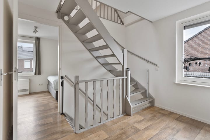 Foto 28 van Van Haandelstraat 19