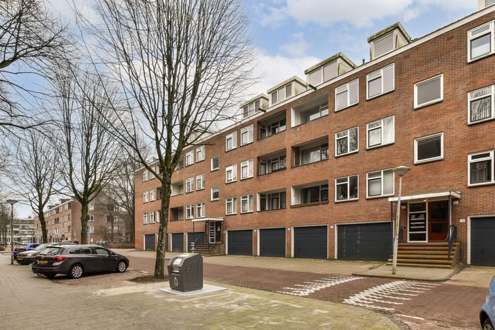 Foto 32 van Kastelenstraat 241-3