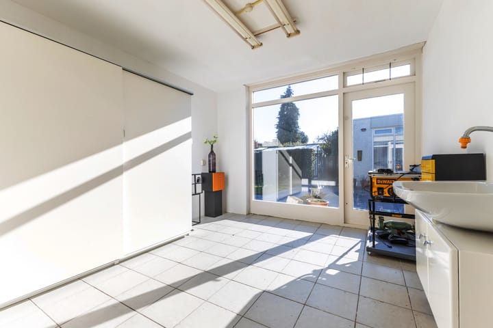 Foto 23 van Emilie Wertheimlaan 7