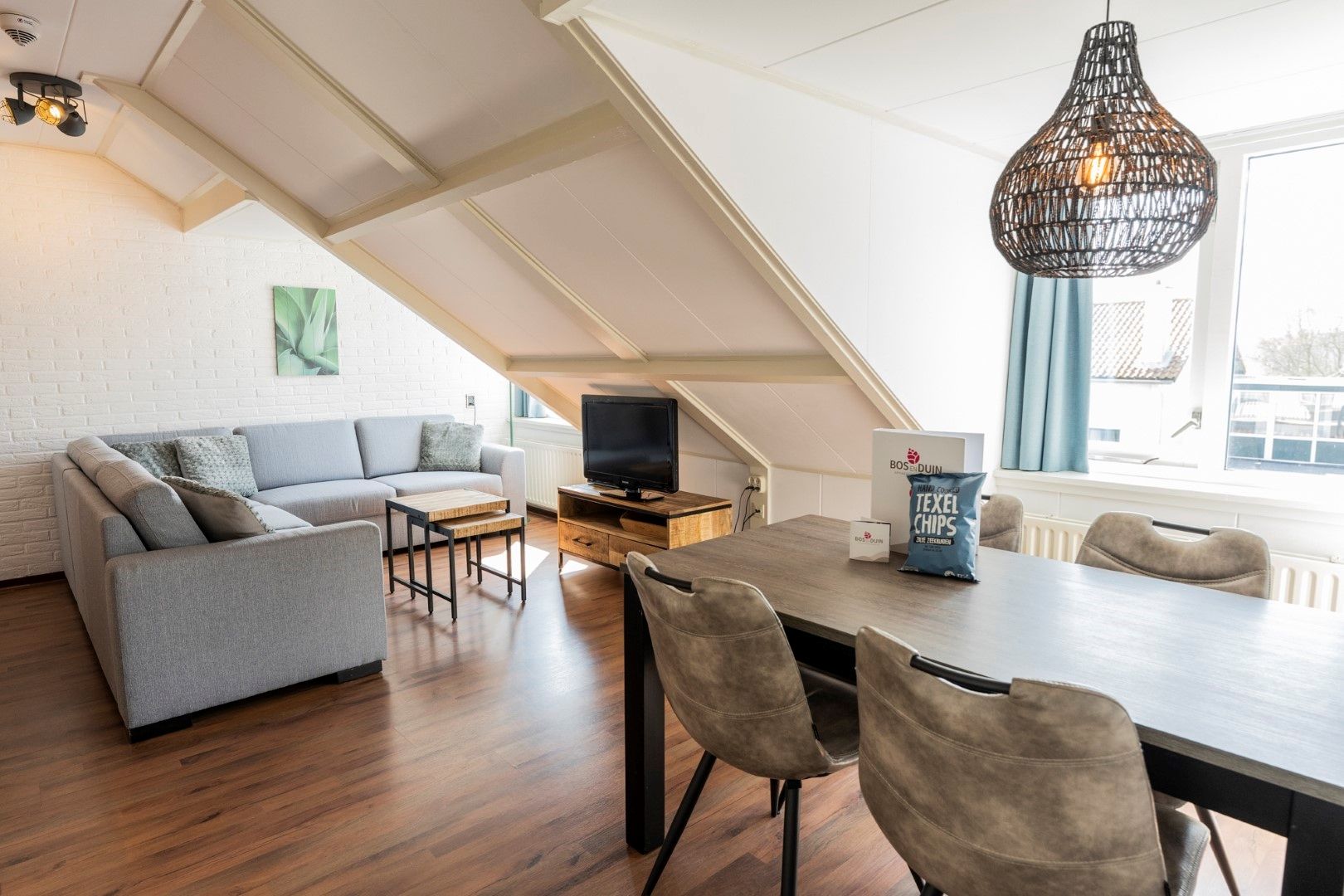 2-bedroom freehold villa in Den Hoorn (NH) — photo 3 of 5