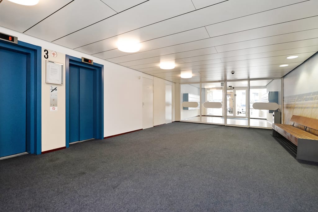 Foto 25 van Gevers Deynootweg 1018-A